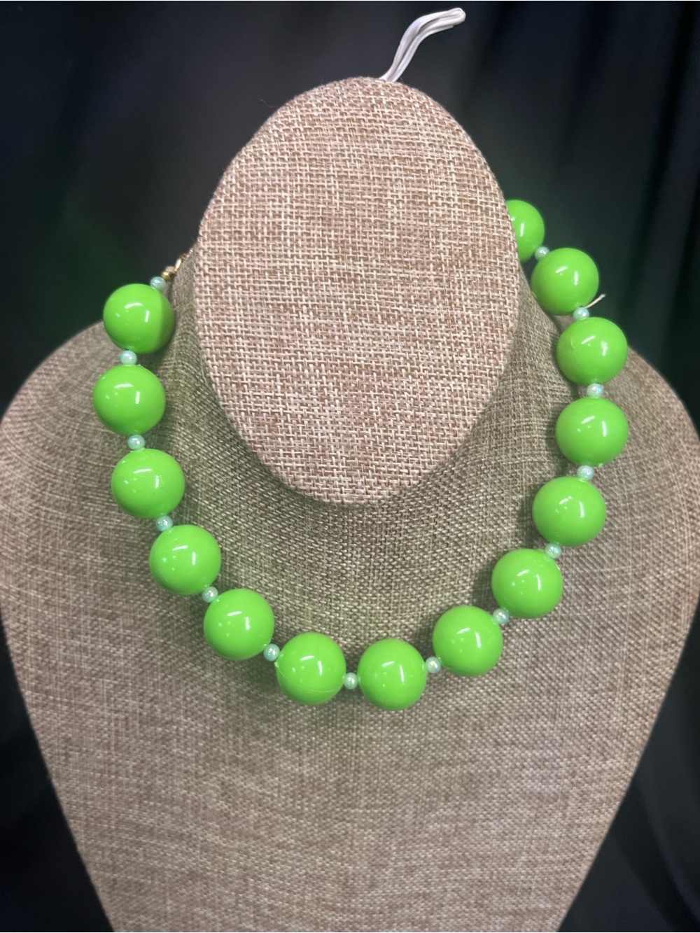 Vintage 60s Bright Lime Green Bubble Gum Statement Choker Necklace w Gold Chain